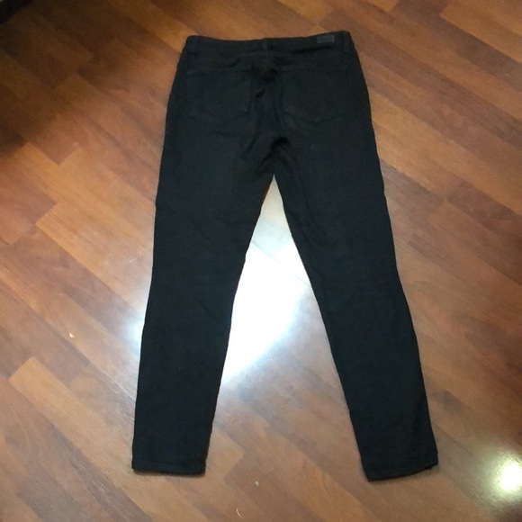 SOLD Paige Verdugo jeans - Picture 3 of 9